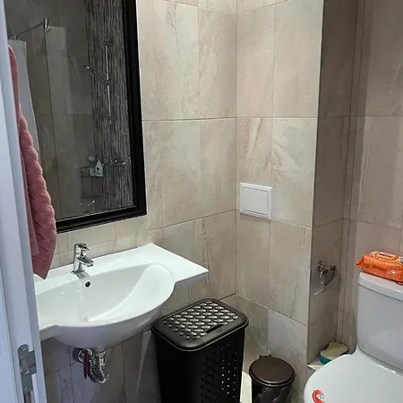 La Mer Luxury Apartment, Apartment *